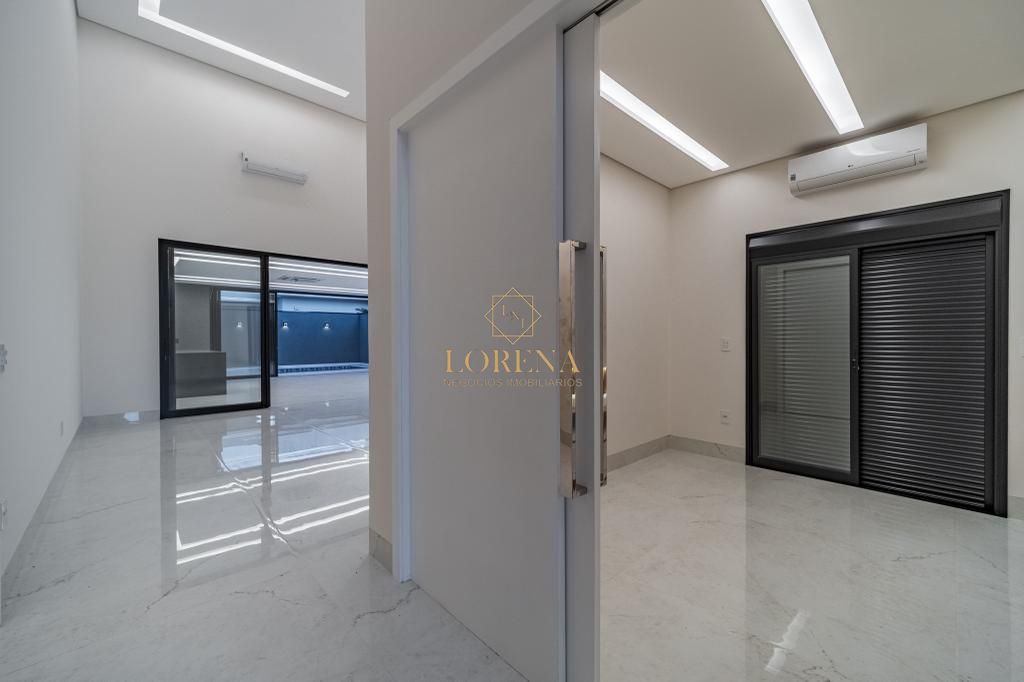 Casa de Condomínio com 4 quartos à venda, 260m² — foto 2 de 30