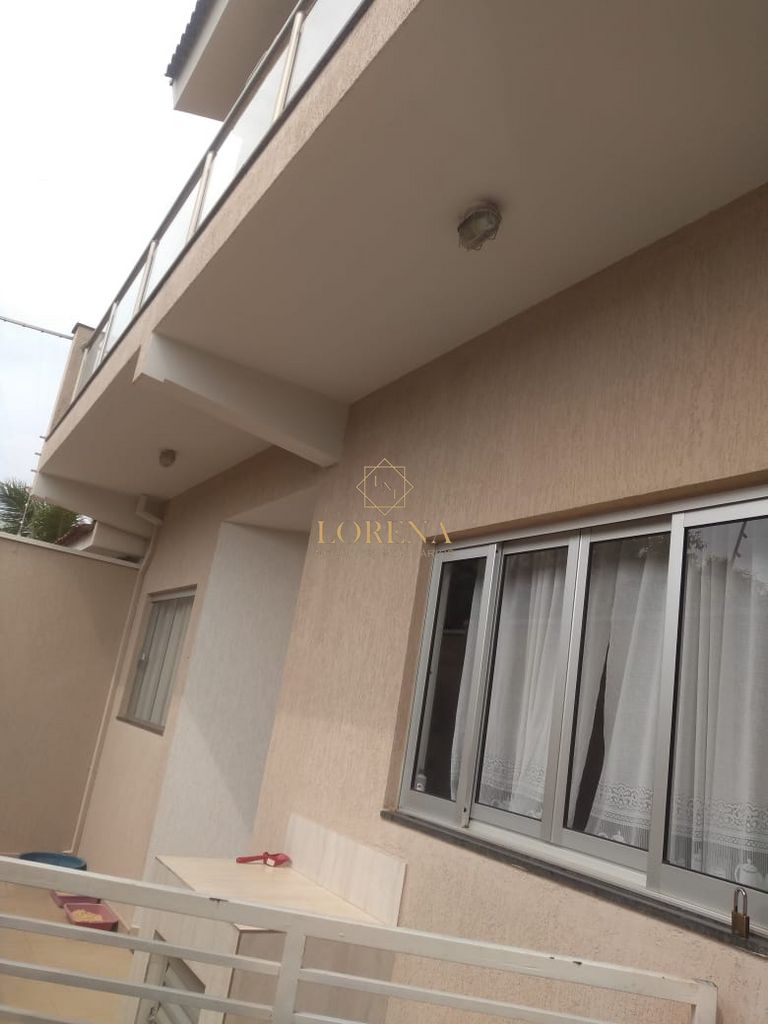 Sobrado com 3 quartos à venda, 250m² — foto 2 de 37