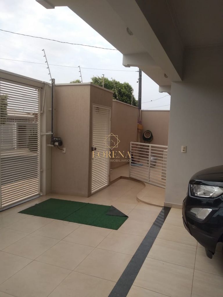 Sobrado com 3 quartos à venda, 250m² — foto 3 de 37
