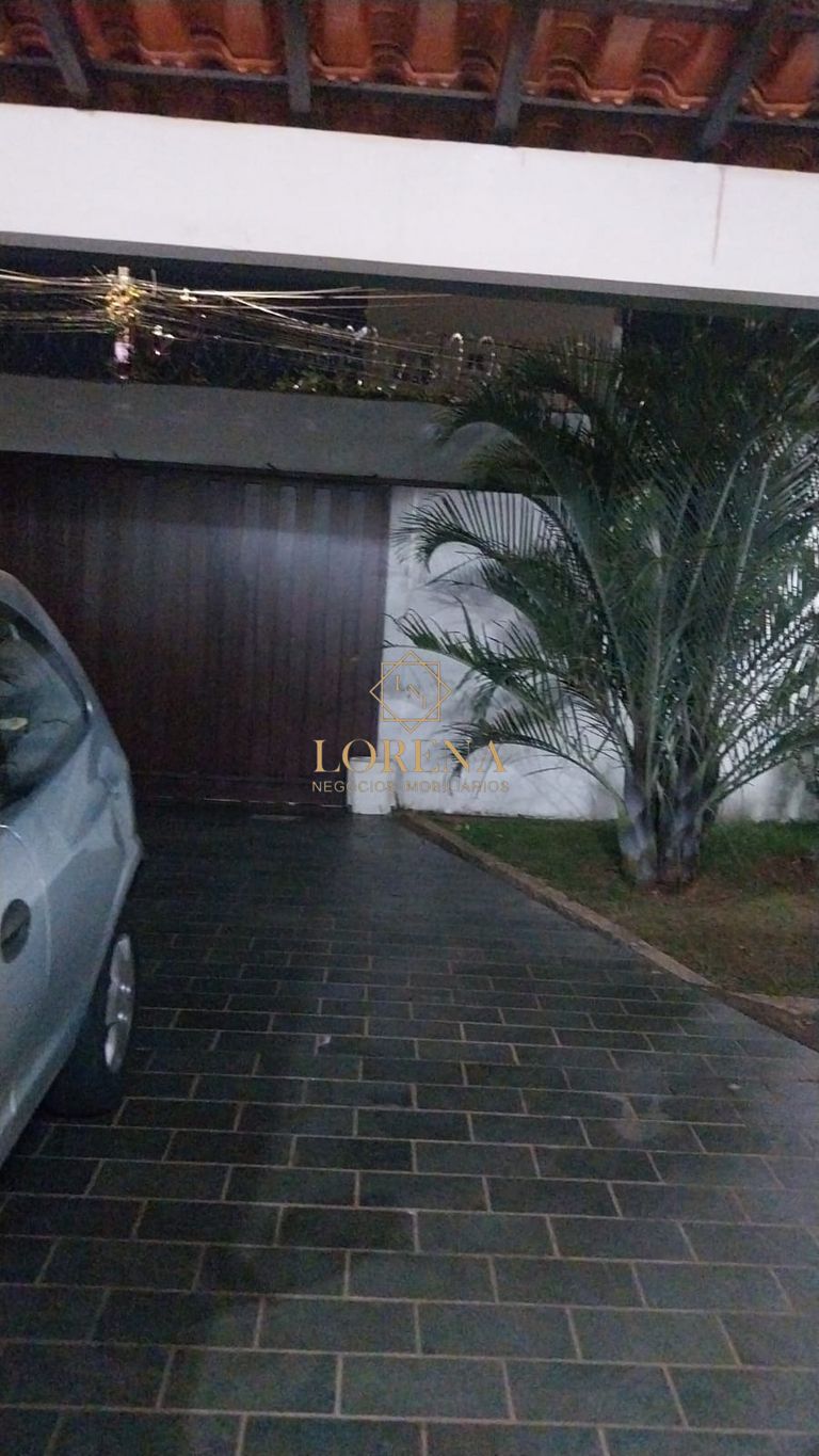 Casa com 3 quartos à venda, 133m² — foto 1 de 17