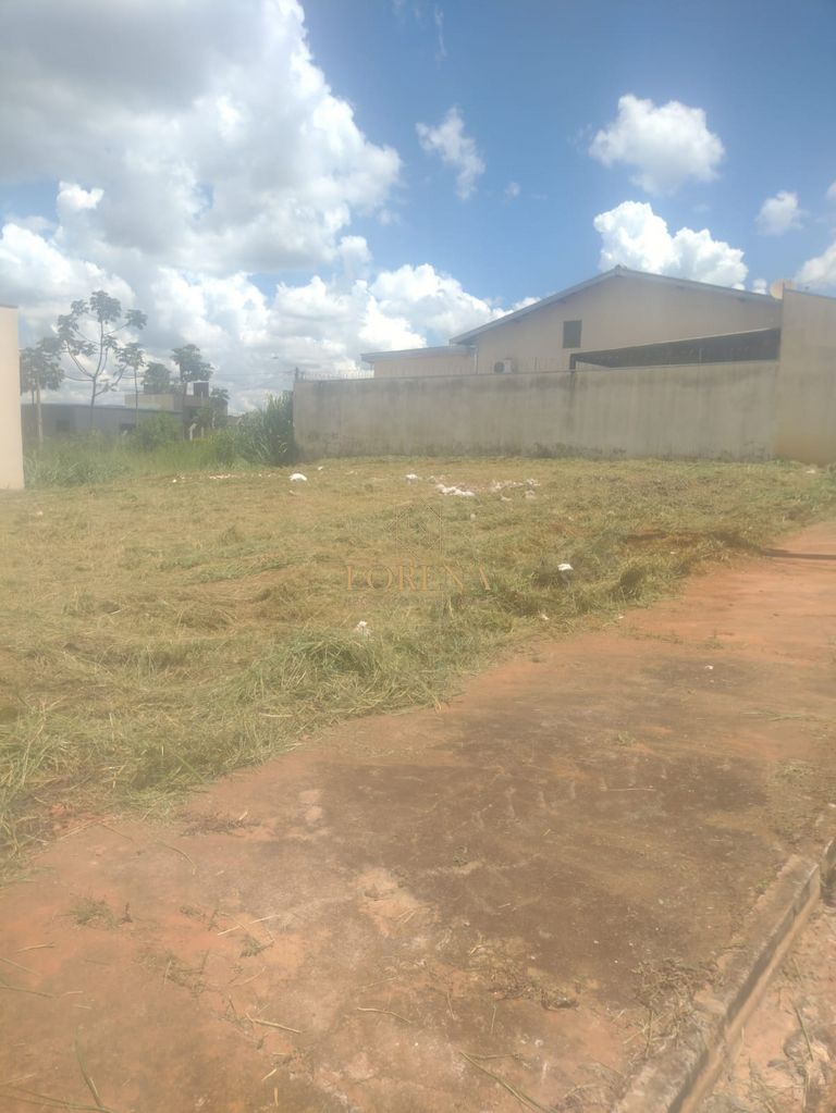 Terreno / Lote / Condomínio  à venda, 202m² — foto 1 de 1
