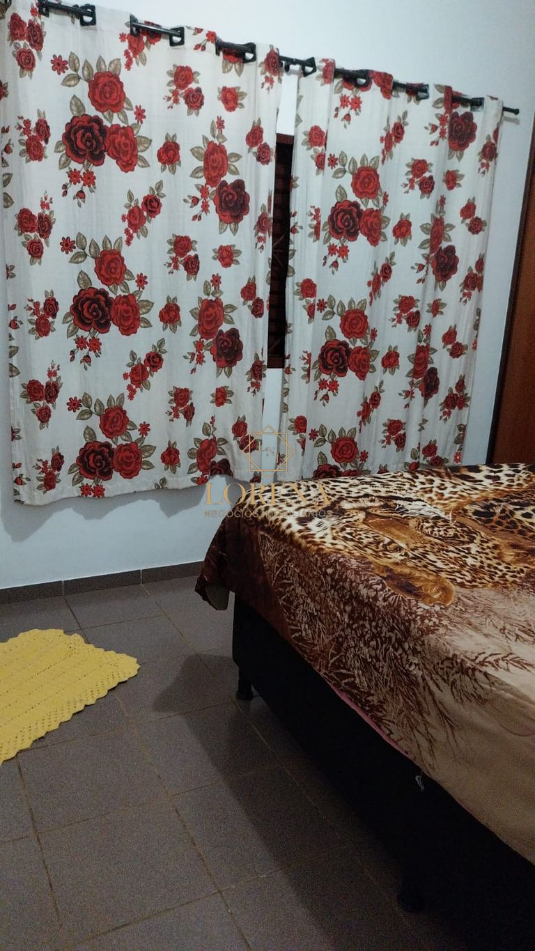 Casa com 3 quartos à venda, 133m² — foto 2 de 17
