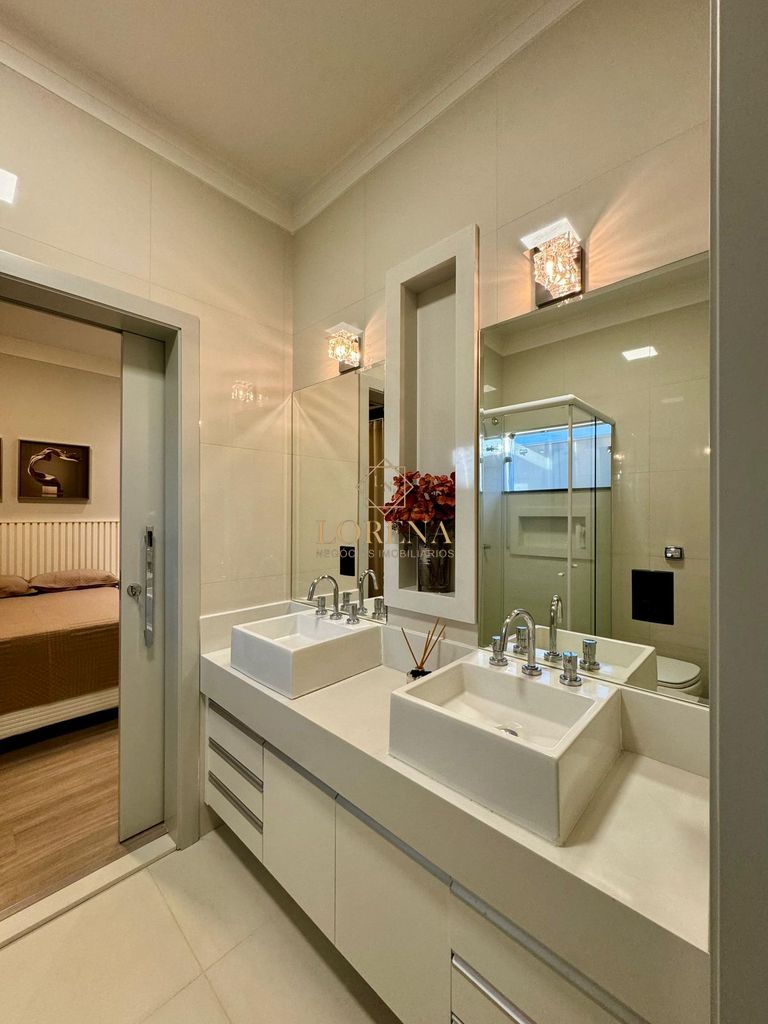 Casa de Condomínio com 4 quartos à venda, 270m² — foto 11 de 26