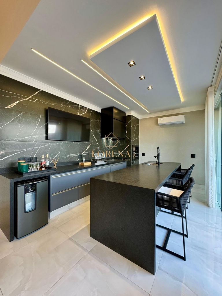 Casa de Condomínio com 4 quartos à venda, 270m² — foto 17 de 26