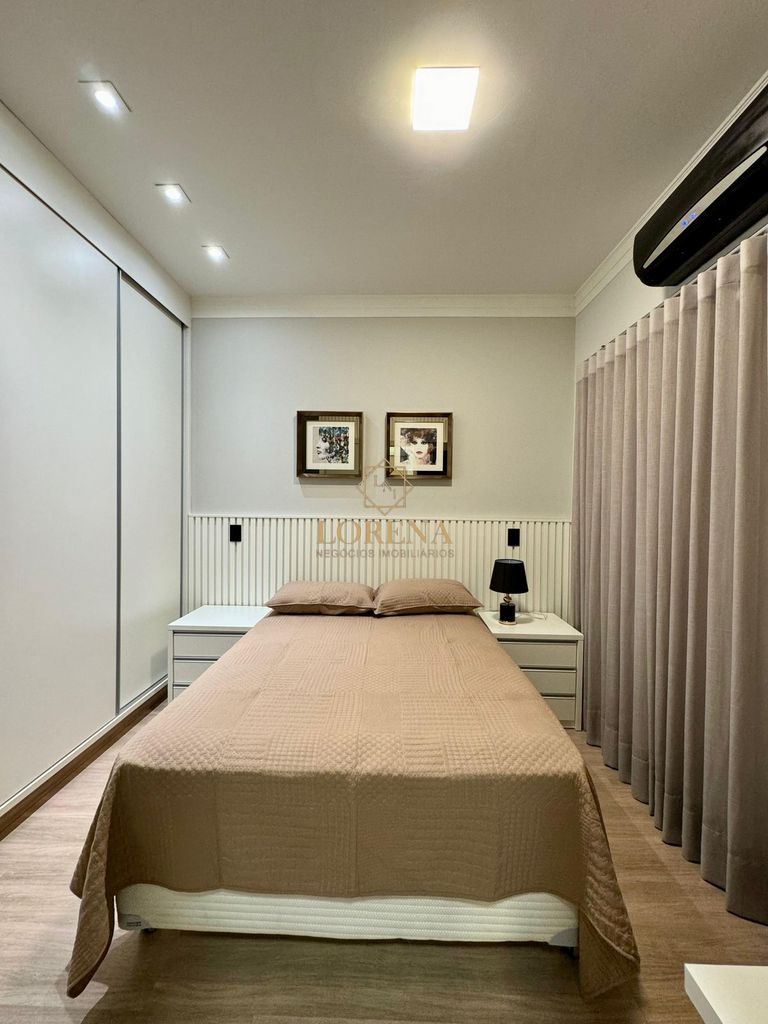 Casa de Condomínio com 4 quartos à venda, 270m² — foto 3 de 26