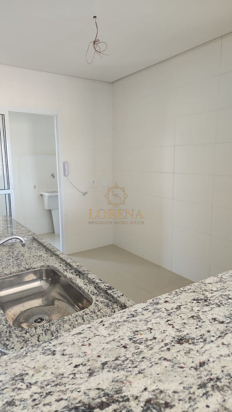 Apartamento com 2 quartos à venda, 70m² — foto 10 de 13