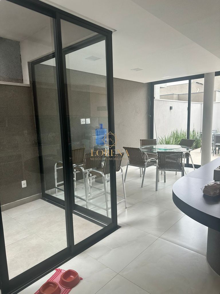 Casa de Condomínio com 3 quartos à venda, 230m² — foto 14 de 38