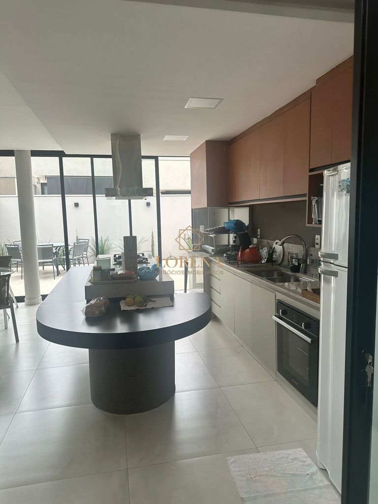 Casa de Condomínio com 3 quartos à venda, 230m² — foto 38 de 38