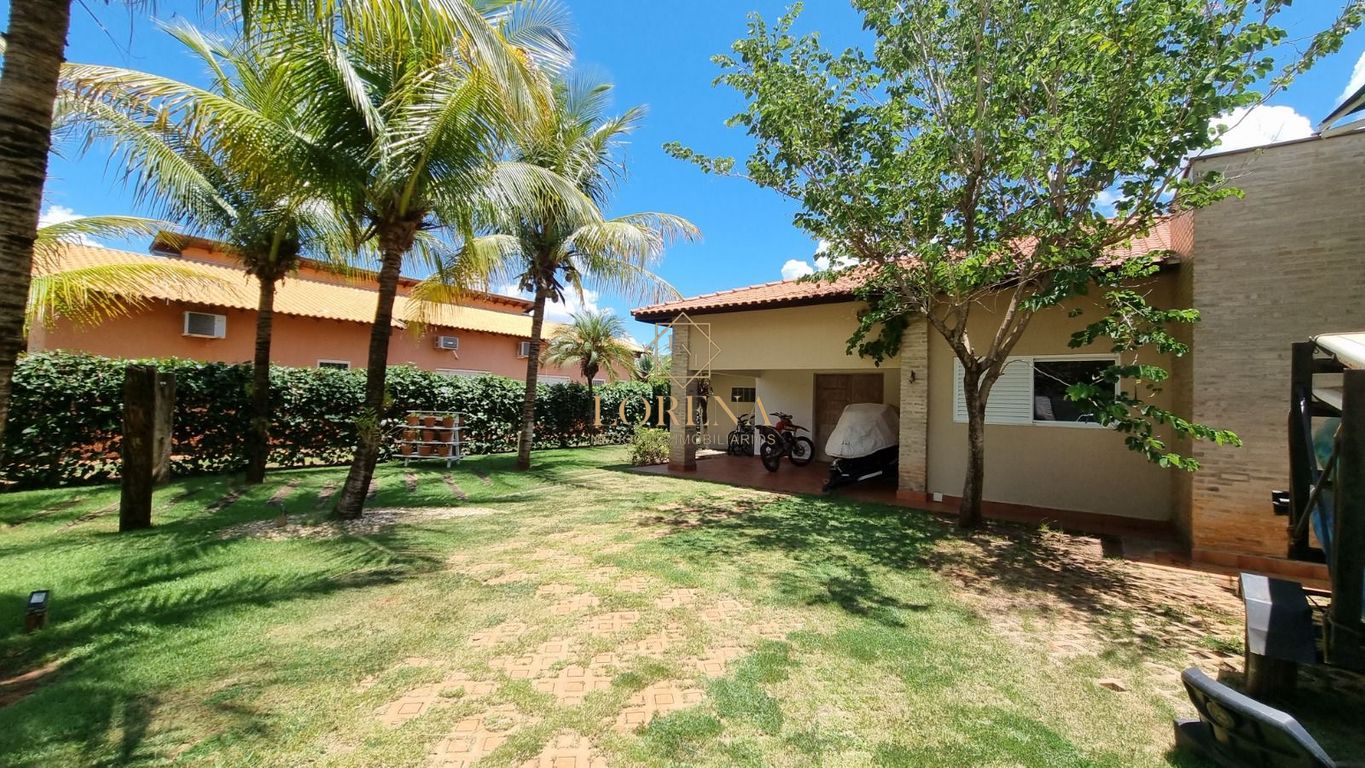 Fazenda / Sítio / Chácara com 4 quartos à venda, 1000m² — foto 1 de 27