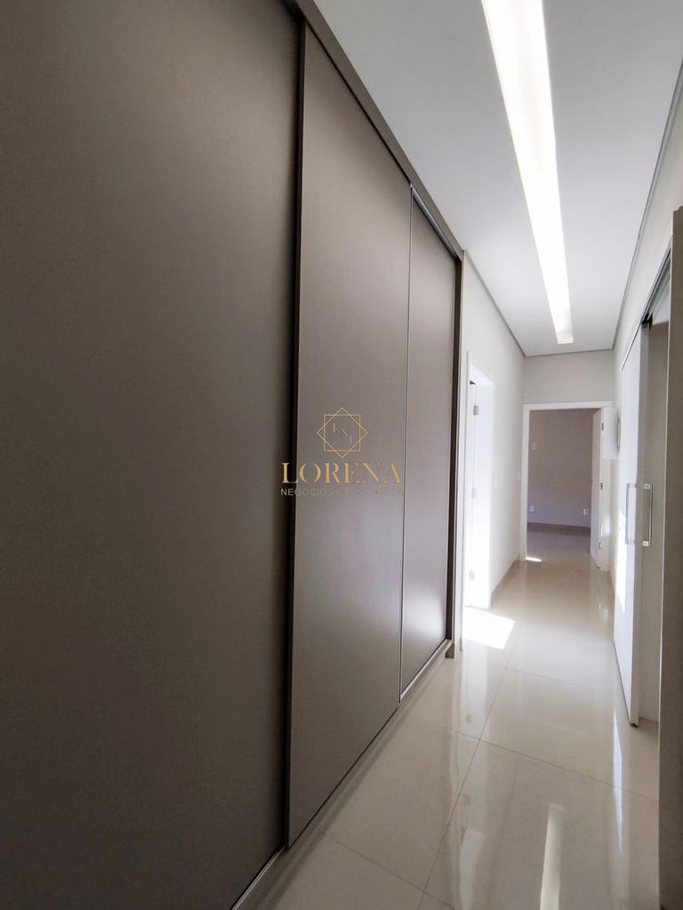 Casa de Condomínio com 3 quartos à venda, 212m² — foto 3 de 27