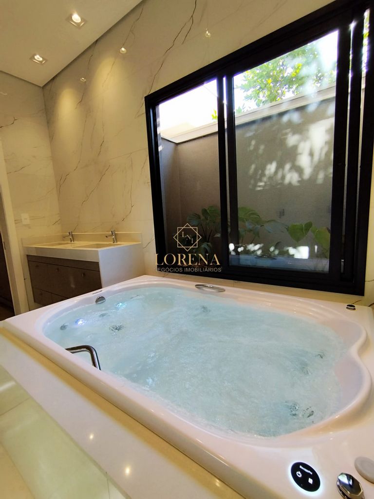 Casa de Condomínio com 3 quartos à venda, 212m² — foto 18 de 27