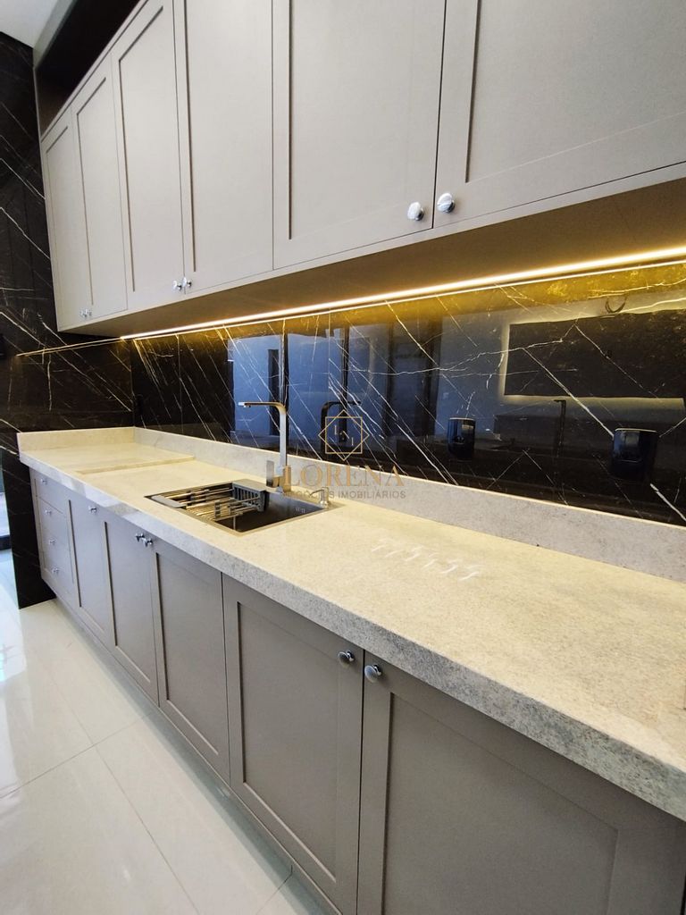 Casa de Condomínio com 3 quartos à venda, 212m² — foto 23 de 27