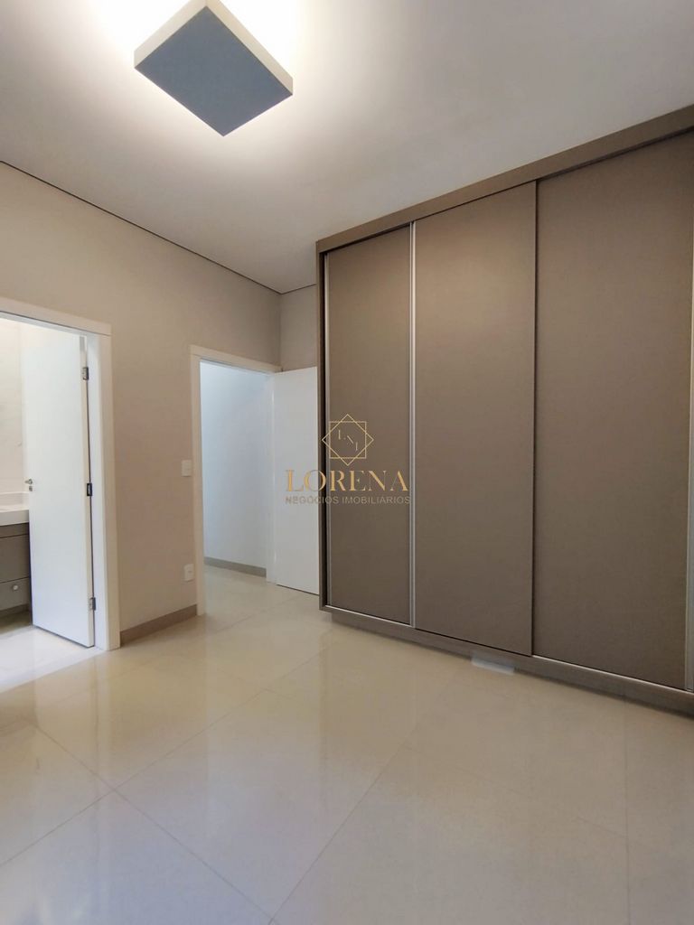 Casa de Condomínio com 3 quartos à venda, 212m² — foto 5 de 27