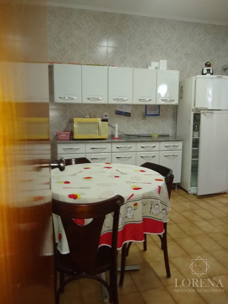 Casa com 3 quartos à venda, 275m² — foto 10 de 17