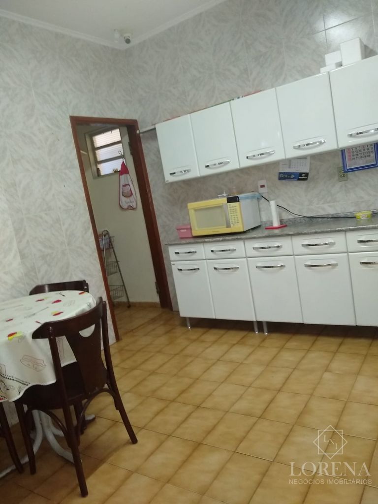Casa com 3 quartos à venda, 275m² — foto 9 de 17