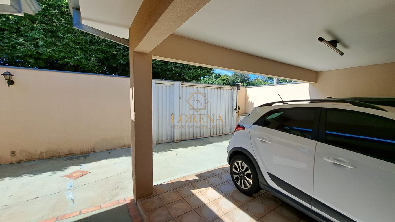 Casa com 3 quartos à venda, 246m² — foto 15 de 16