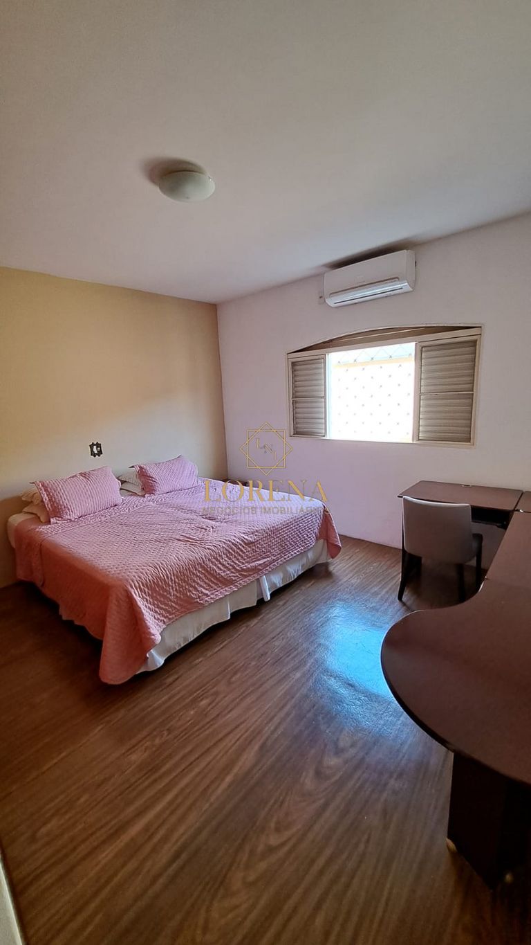 Casa com 3 quartos à venda, 246m² — foto 5 de 16