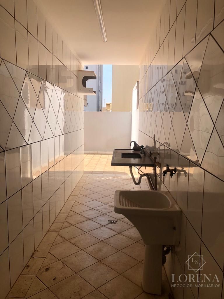 Apartamento com 2 quartos à venda, 80m² — foto 16 de 17