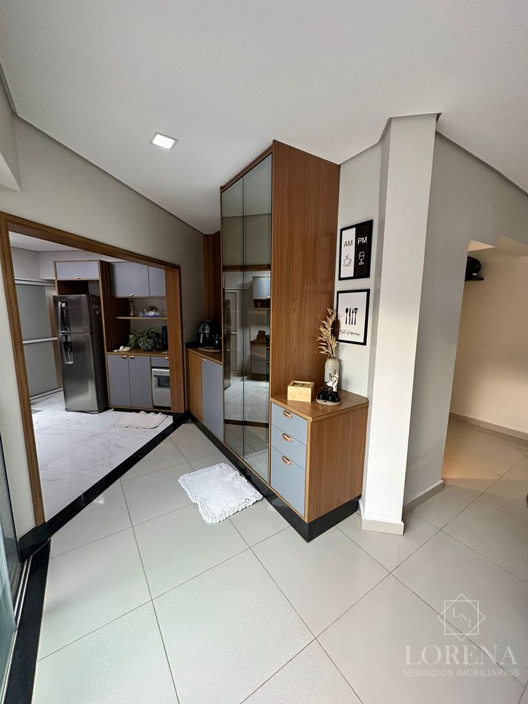 Casa de Condomínio com 3 quartos à venda, 250m² — foto 8 de 32