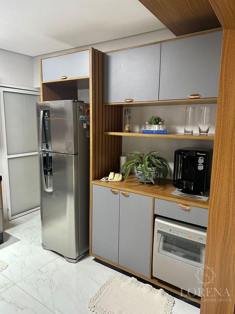 Casa de Condomínio com 3 quartos à venda, 250m² — foto 9 de 32