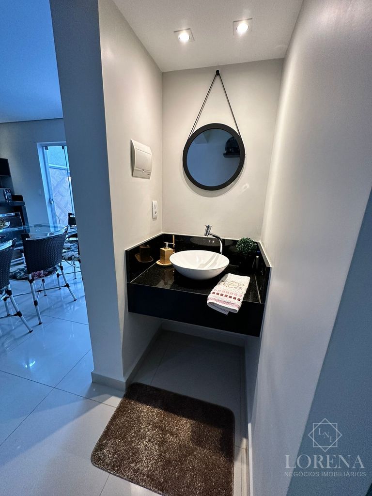 Casa de Condomínio com 3 quartos à venda, 250m² — foto 18 de 32