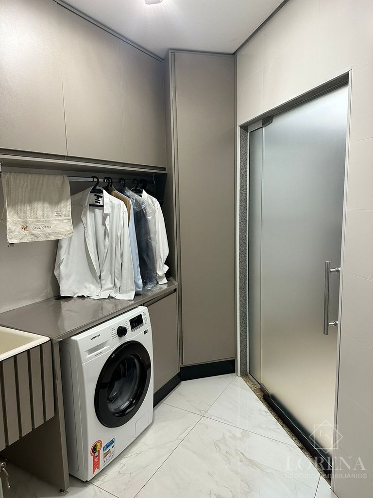 Casa de Condomínio com 3 quartos à venda, 250m² — foto 22 de 32
