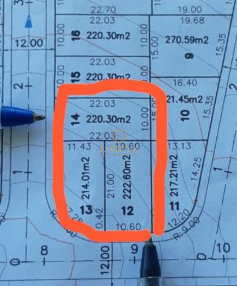 Terreno / Lote / Condomínio  à venda, 220m² — foto 2 de 4