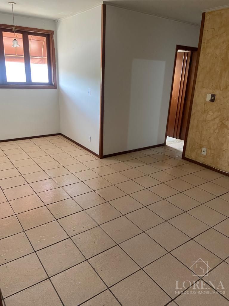 Apartamento com 2 quartos à venda, 75m² — foto 2 de 10