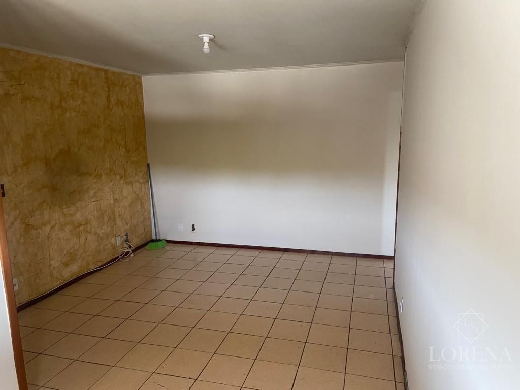 Apartamento com 2 quartos à venda, 75m² — foto 3 de 10