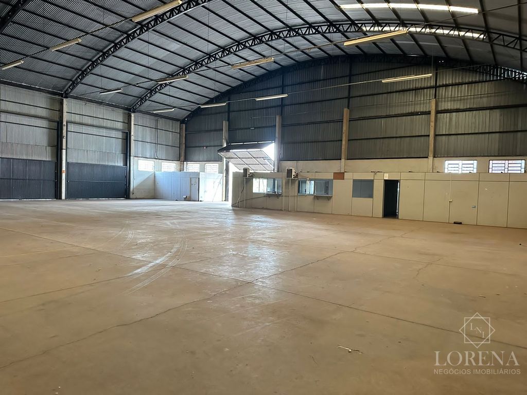 Galpão / Depósito / Armazém  à venda, 1300m² — foto 10 de 11