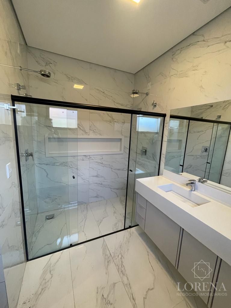 Casa de Condomínio com 3 quartos à venda, 202m² — foto 15 de 23