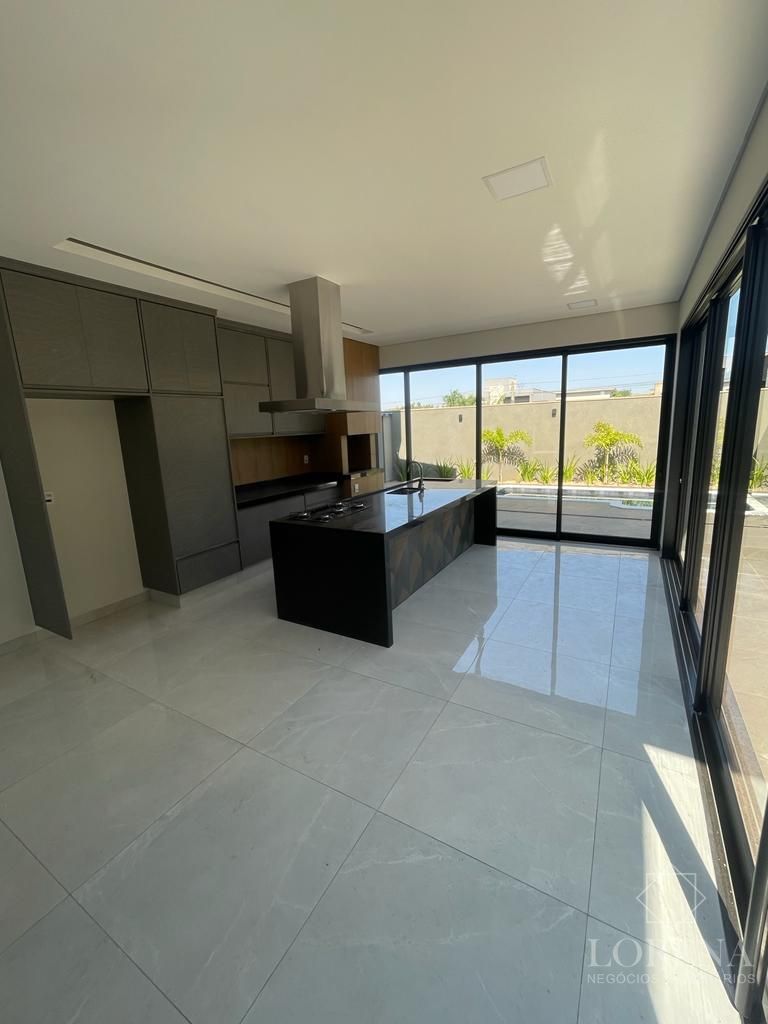 Casa de Condomínio com 3 quartos à venda, 202m² — foto 6 de 23