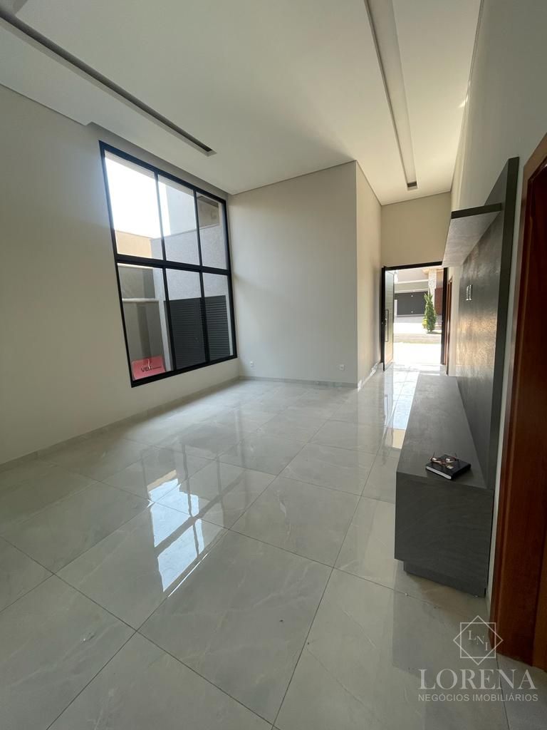 Casa de Condomínio com 3 quartos à venda, 202m² — foto 2 de 23