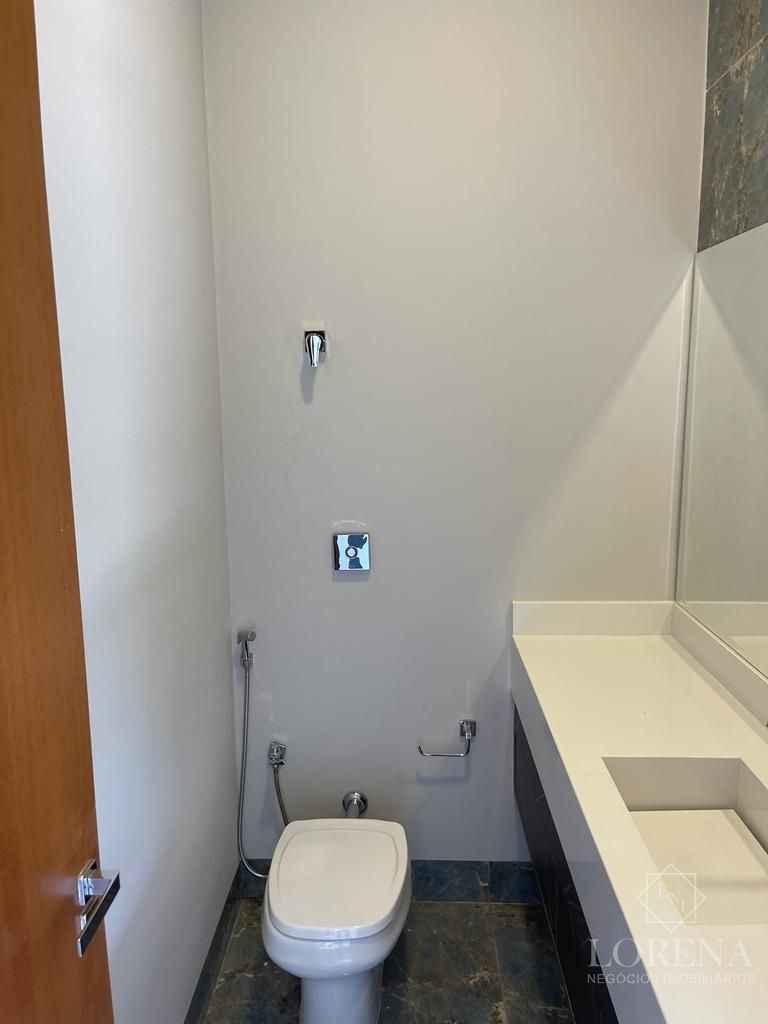 Casa de Condomínio com 3 quartos à venda, 202m² — foto 16 de 23