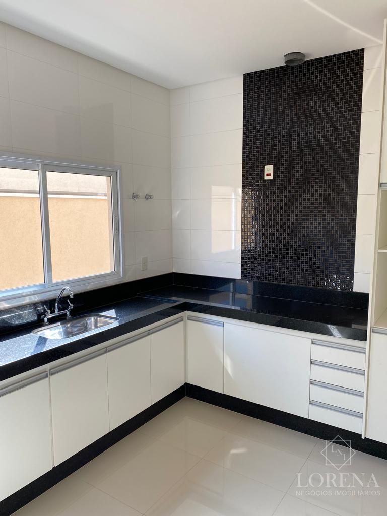 Casa de Condomínio com 3 quartos à venda, 200m² — foto 6 de 15