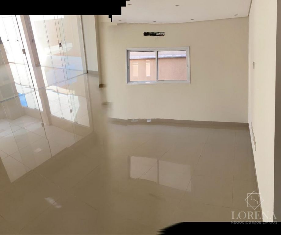 Casa de Condomínio com 3 quartos à venda, 200m² — foto 2 de 15