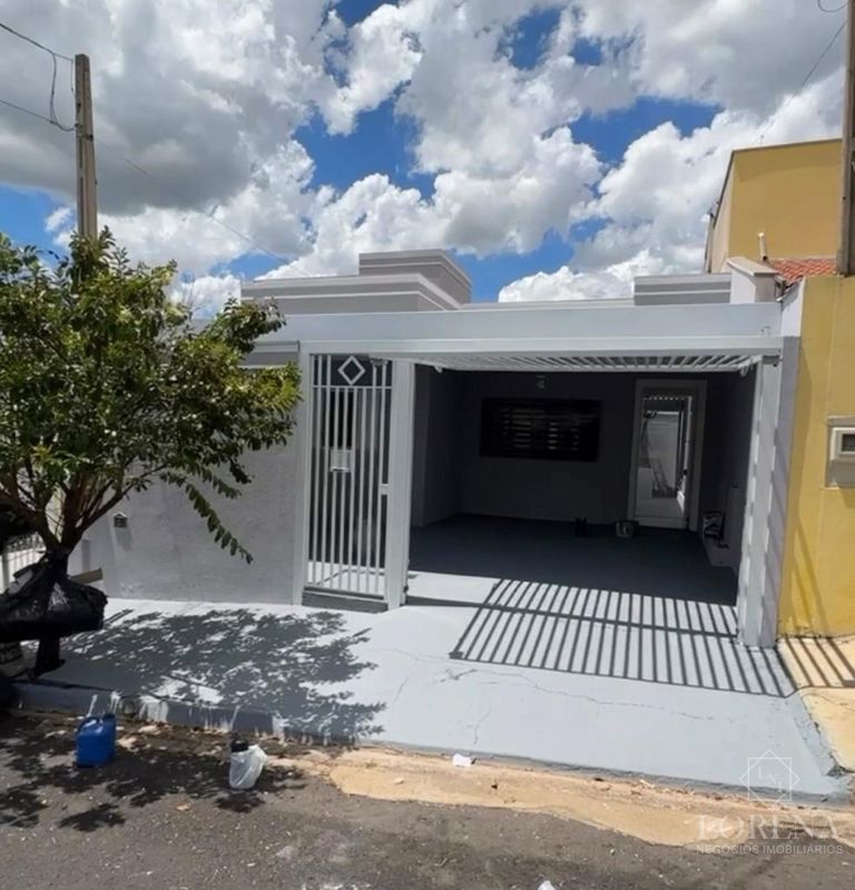 Casa com 2 quartos à venda, 90m² — foto 1 de 18
