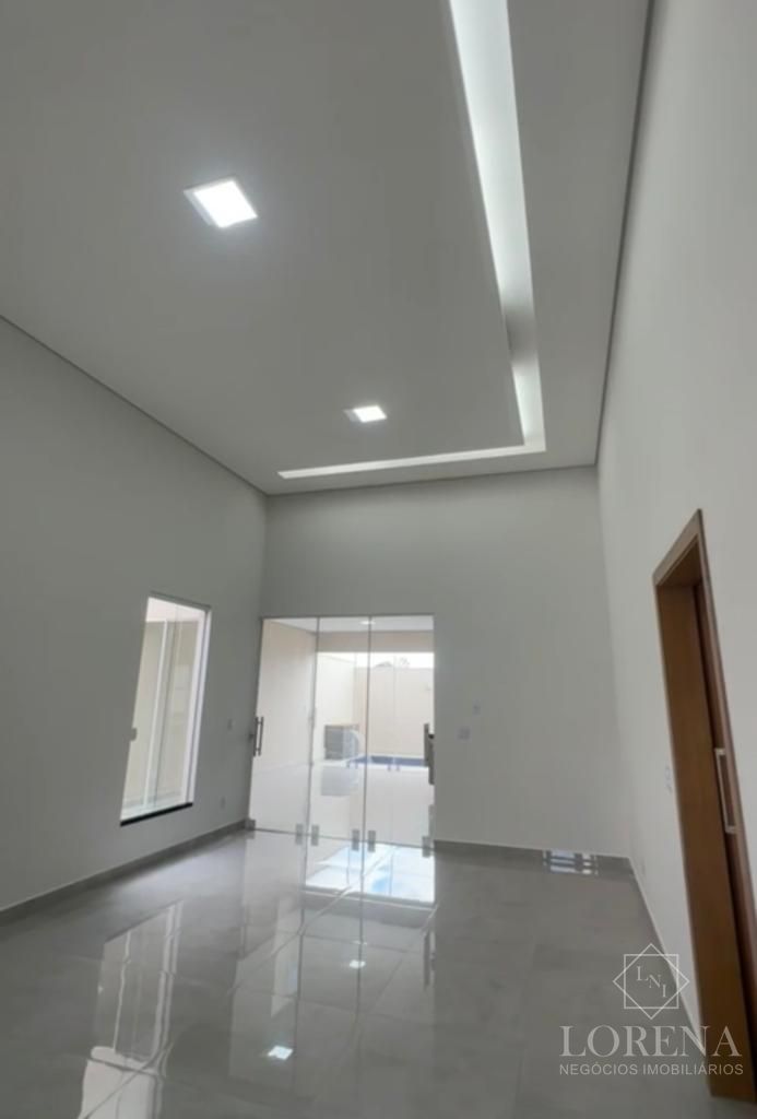 Casa de Condomínio com 3 quartos à venda, 150m² — foto 2 de 28