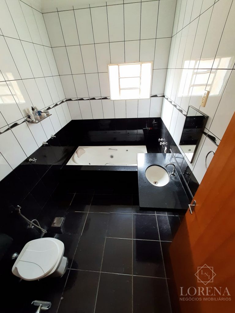 Casa com 3 quartos à venda, 200m² — foto 20 de 22