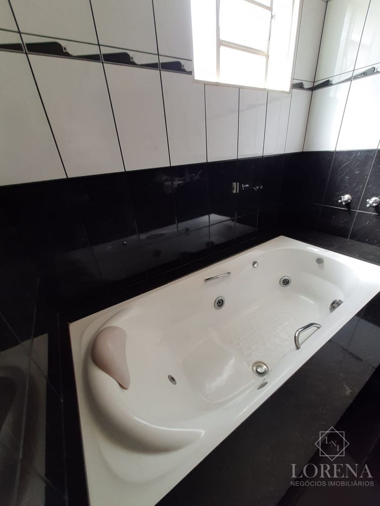 Casa com 3 quartos à venda, 200m² — foto 10 de 22