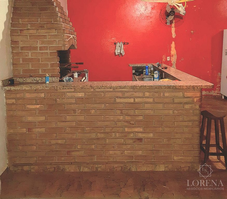 Casa com 3 quartos à venda, 200m² — foto 3 de 22