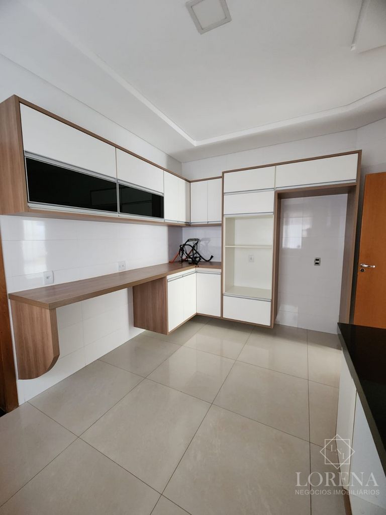 Casa de Condomínio com 4 quartos à venda, 280m² — foto 21 de 33