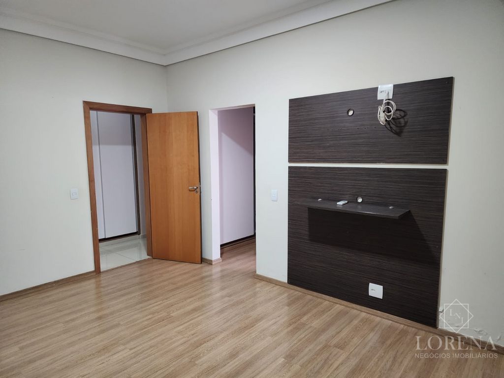 Casa de Condomínio com 4 quartos à venda, 280m² — foto 12 de 33