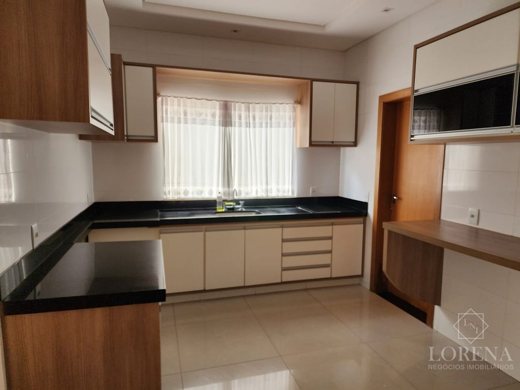 Casa de Condomínio com 4 quartos à venda, 280m² — foto 22 de 33