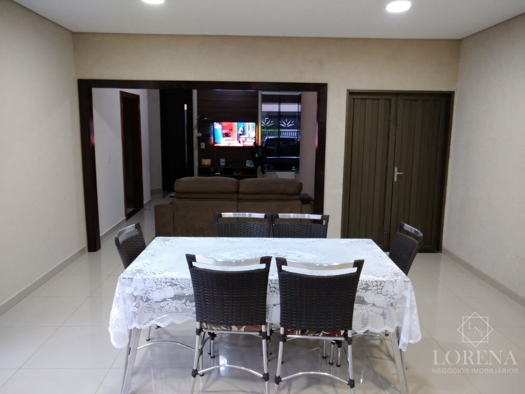 Casa com 3 quartos à venda, 145m² — foto 4 de 13