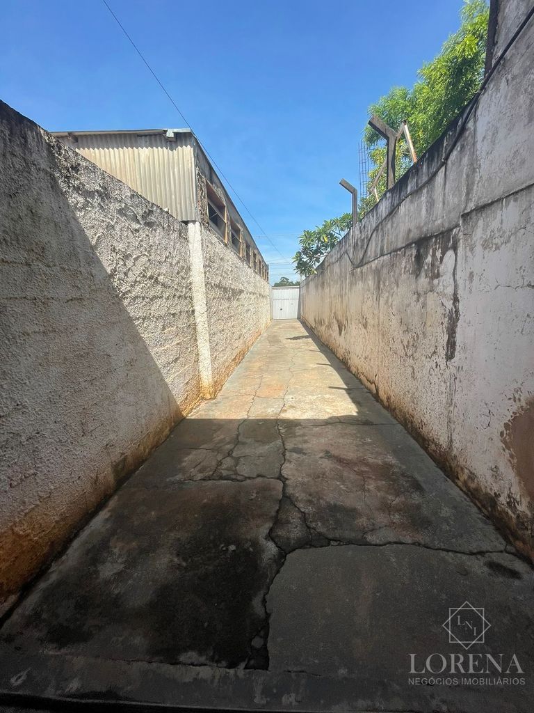 Galpão / Depósito / Armazém  à venda, 500m² — foto 9 de 10