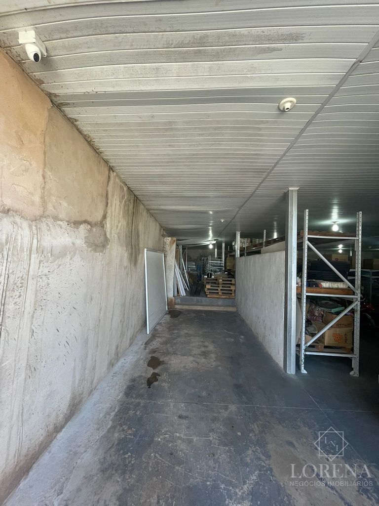 Galpão / Depósito / Armazém  à venda, 500m² — foto 6 de 10