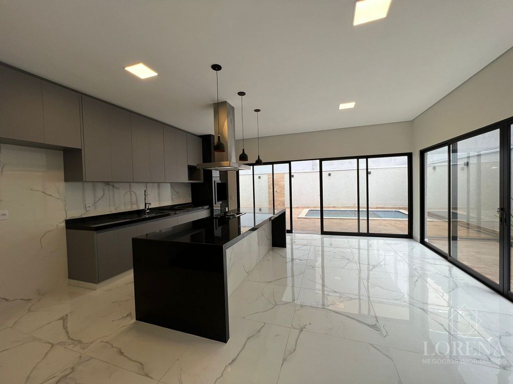 Casa com 3 quartos à venda, 210m² — foto 5 de 9