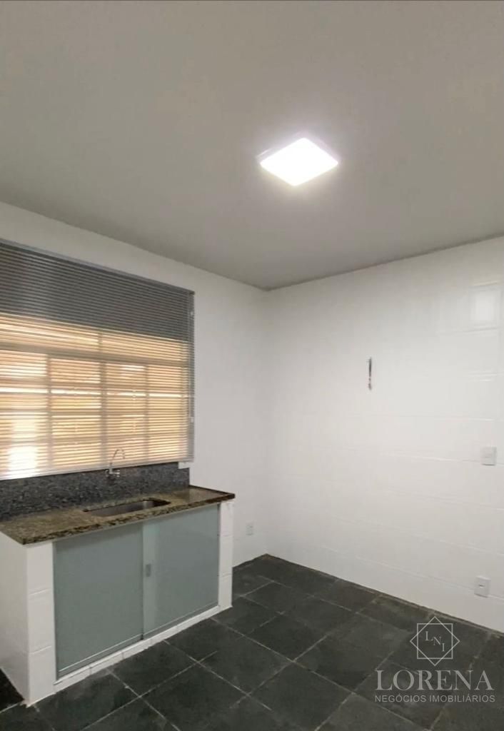 Fazenda / Sítio / Chácara com 2 quartos à venda, 2200m² — foto 3 de 6
