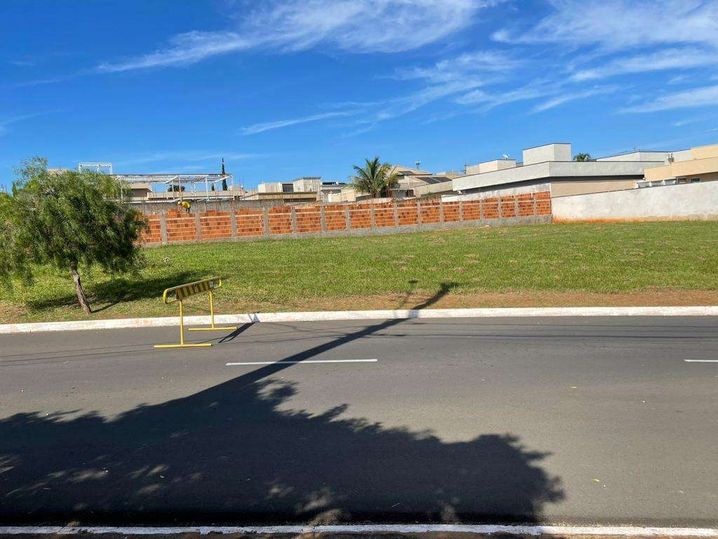 Terreno / Lote / Condomínio  à venda, 855m² — foto 7 de 14